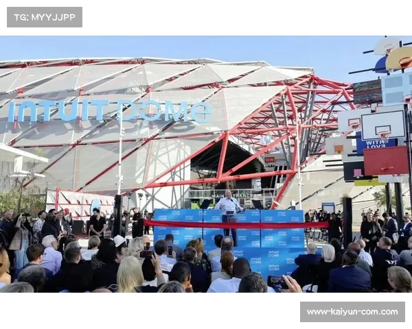 鲍尔默1525亿美元身家支持快船 新球馆建设展现资本力量。